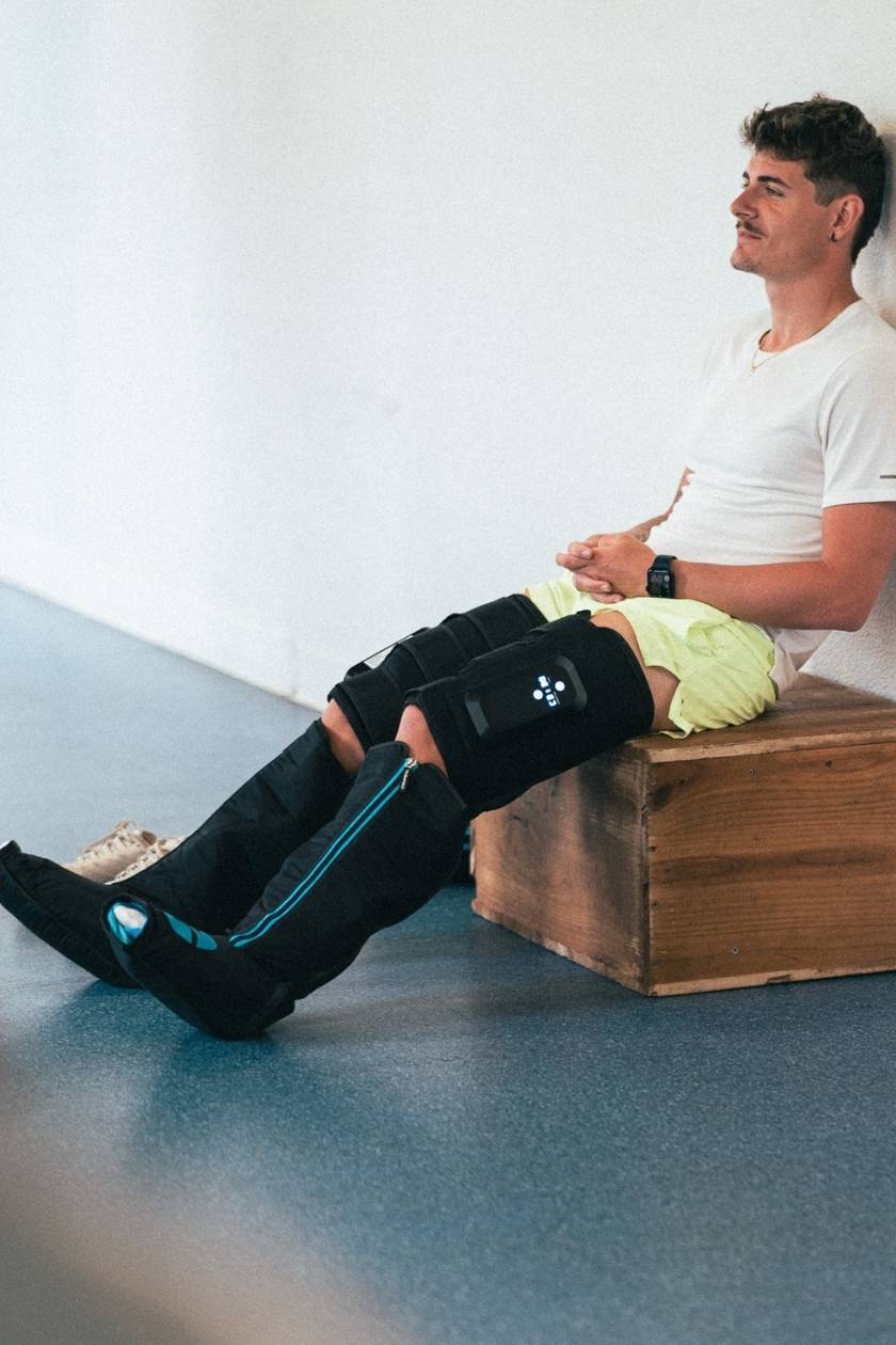 COMPEX AYRE™ COMPRESSION BOOTS - Image 7
